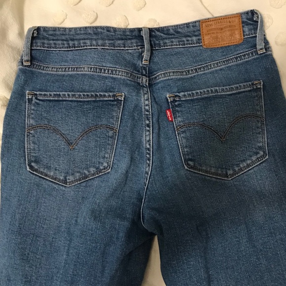 Levi jeans with holes - Picture 2 of 4